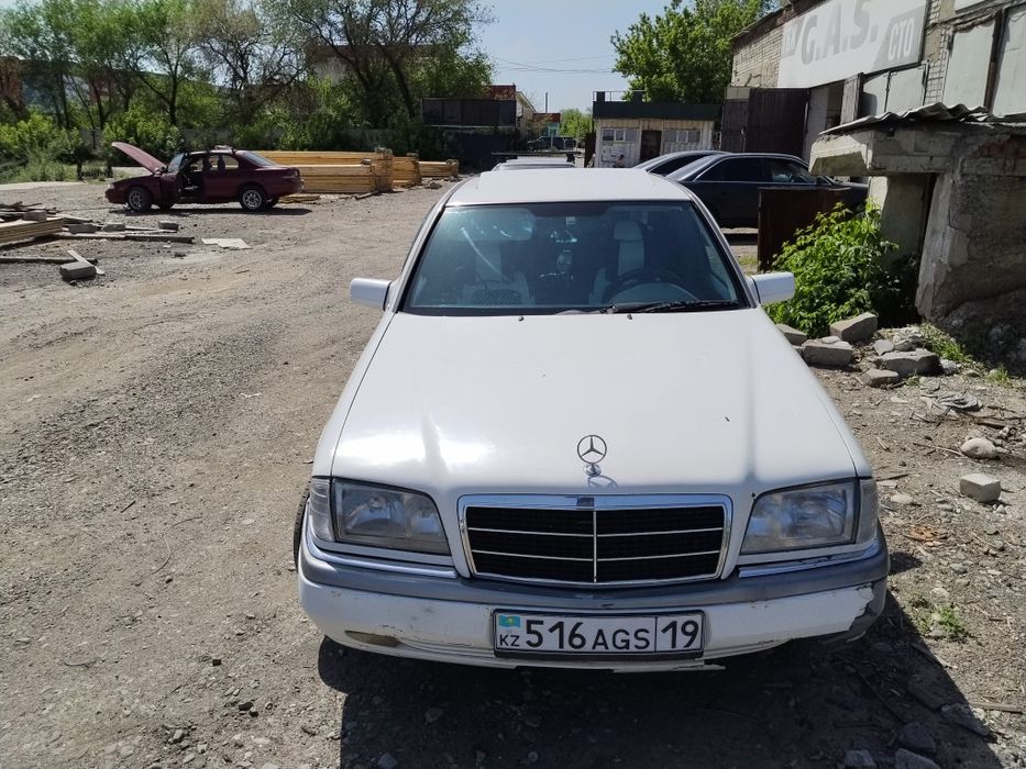 Продам Мерседес с180
