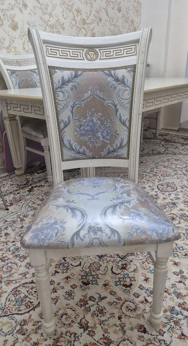 Продам б/у стол 3м