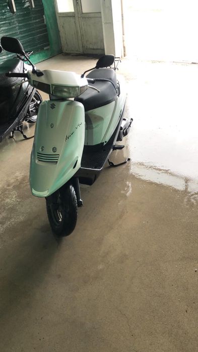 Suzuki 2011 года