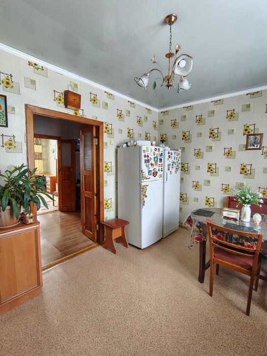 Продам теплый дом с. Петерфельд