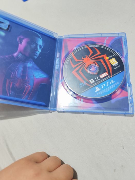 Playstation 4 ,maneta,jocuri cadou