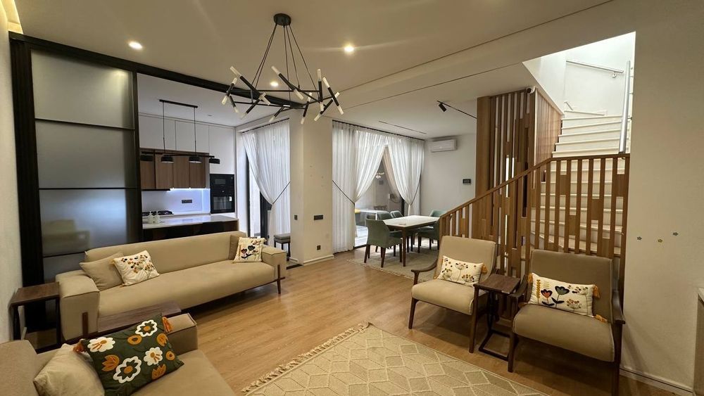 Новомосковская, Коттедж