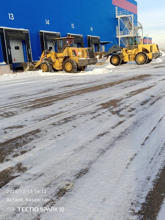 Услуги трактора с щеткой, ротором