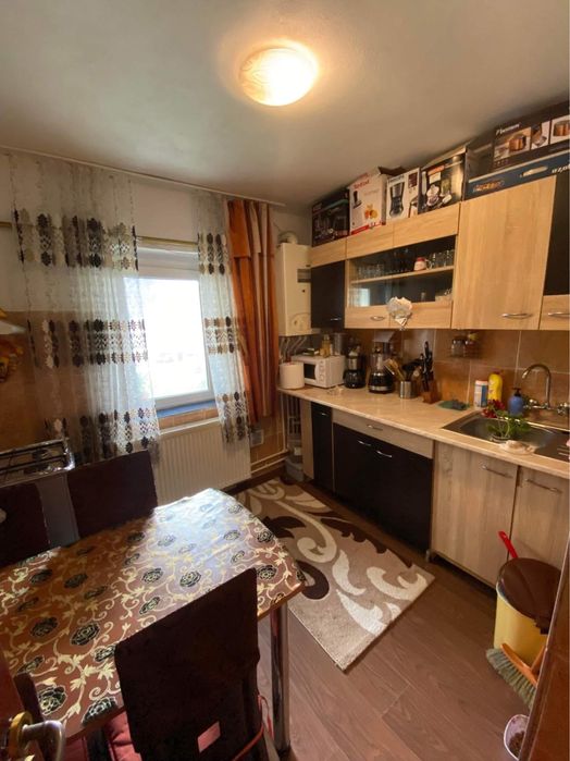 Vand apartament in orasul rovinari