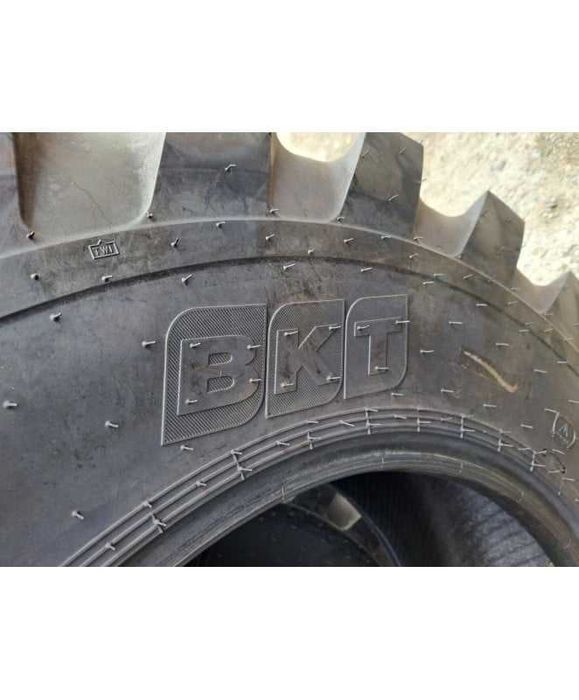 Anvelope 16.9-28 BKT pentru Zetor, Renault