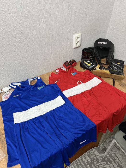 Продается одежду и снаряжение для бокса
