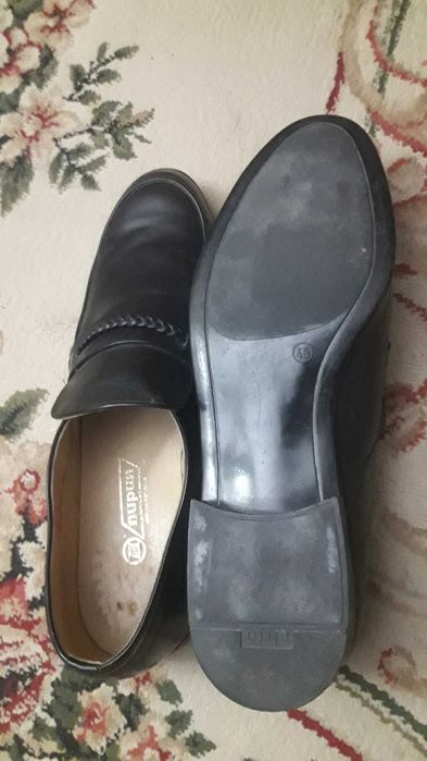 Продаются мужские кожаные туфли размер 45