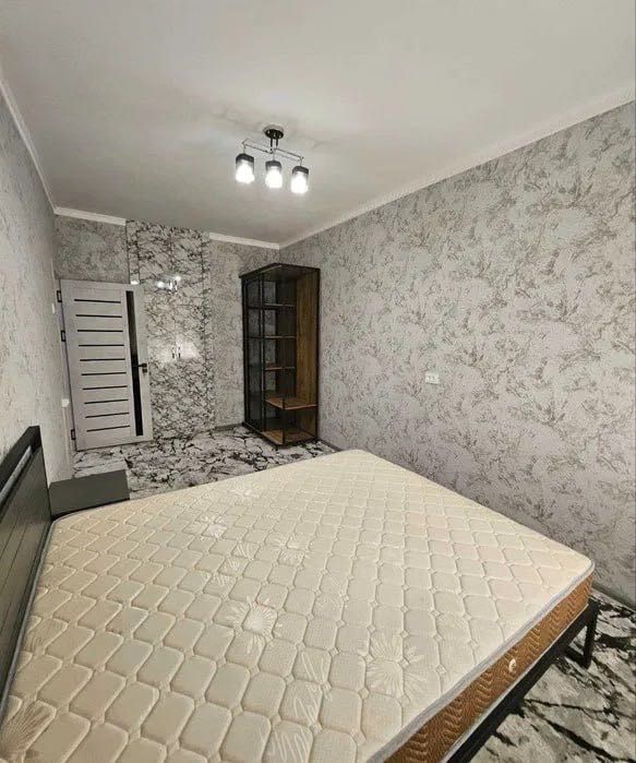 Сдаётся кв ул Лабзак 2-ком/4/4 ро-н Шайхантахурский