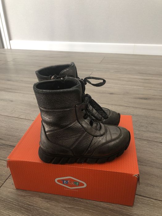 Продам зимние ботинки Tiflani 27 размер