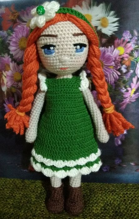 Вязаные игрушки куколка