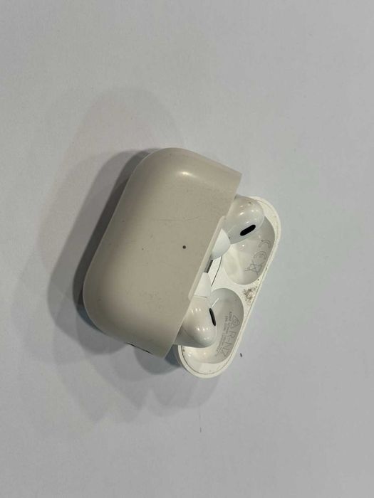 Apple AirPods Pro (2-ро поколение) – Оригинални