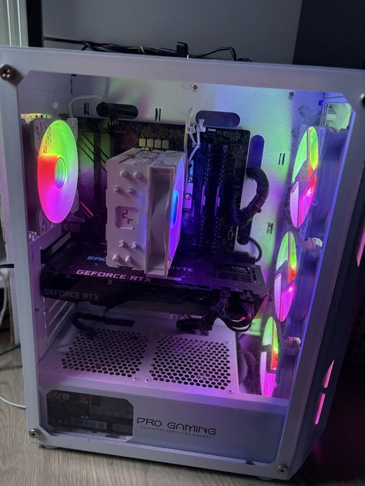 Vand sau SCHIMB PE PS5/PS5 PRO PC GAMING RYZEN 5 5600x + RTX 3070 8gb cu silgiu pe surub