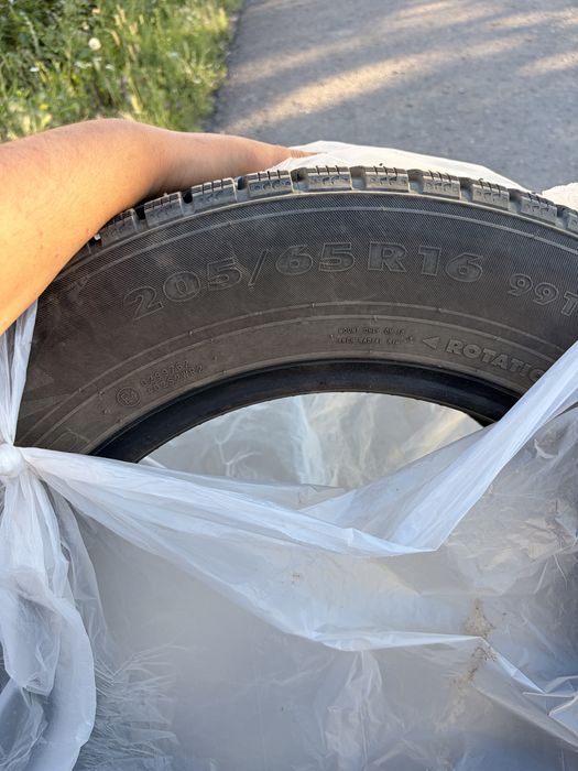 Продам щимнюю резину