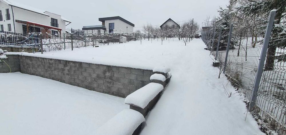 LIVEZENI, teren 1044 mp cu AUTORIZATIE constructie casa plus CABANA