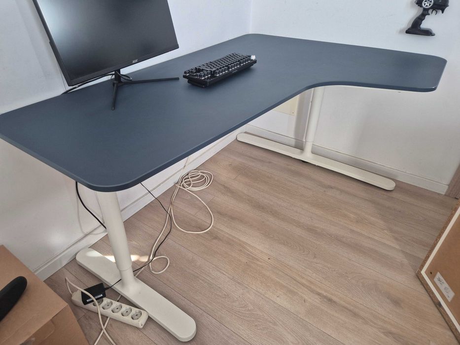 Masa de birou Ikea colt dreapta 160*110