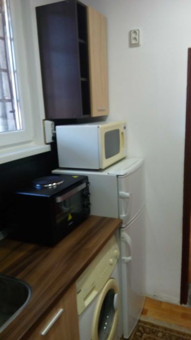 Дава се под наем Едностаен апартамент в Враца, Център - 36 кв.м за 239.7 € - Снимка #12