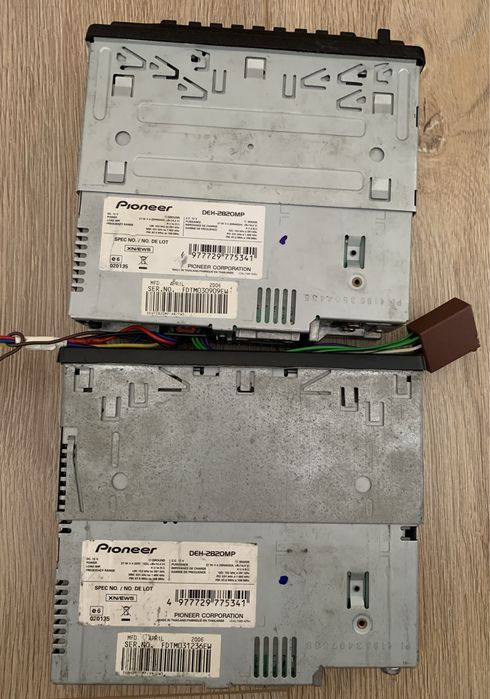 CD- плейър Pioneer и CD 30 OPEL