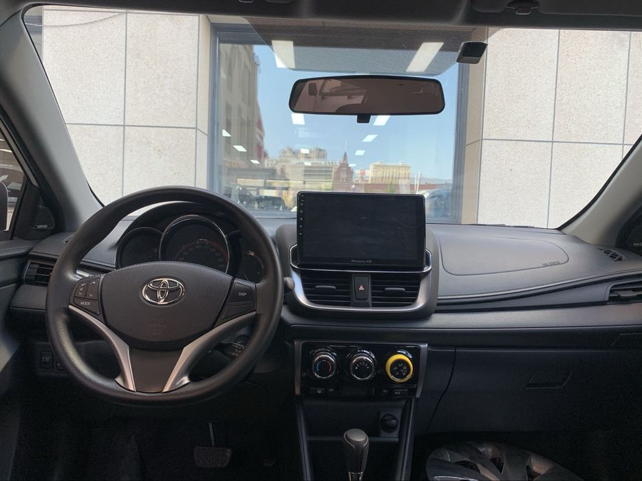 Toyota Yaris , с пробегом 28137