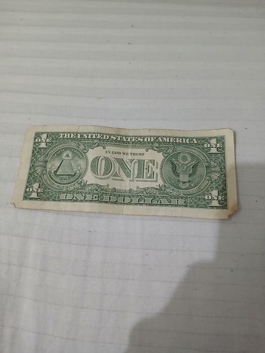 Bani vechi dolari an 2003