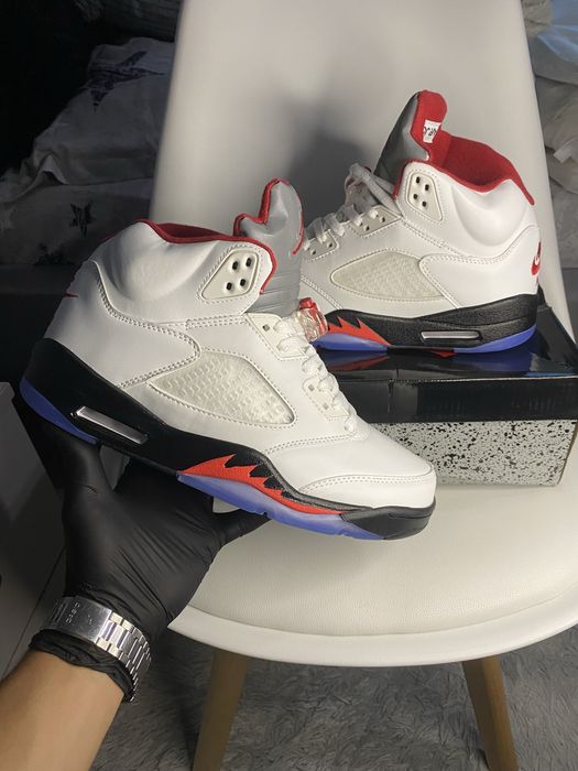 Air Jordan 5 Retro “Fire Red”