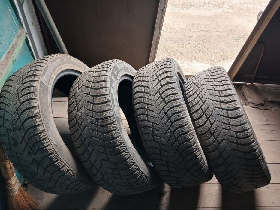 Продам срочно зимние балоны размер 18