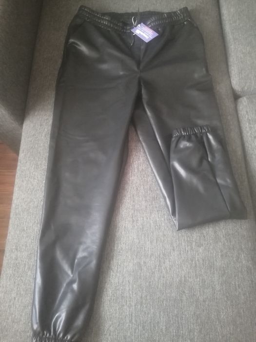 Джогеры. Новые. Крутые. Тёплые.