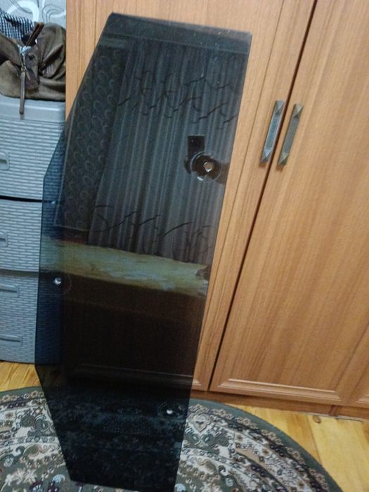 Стекло от подставки для телевизора
