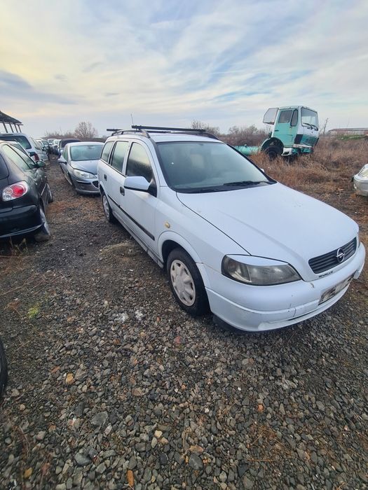 Опел Астра 1.7 67 кс  1998 г на части