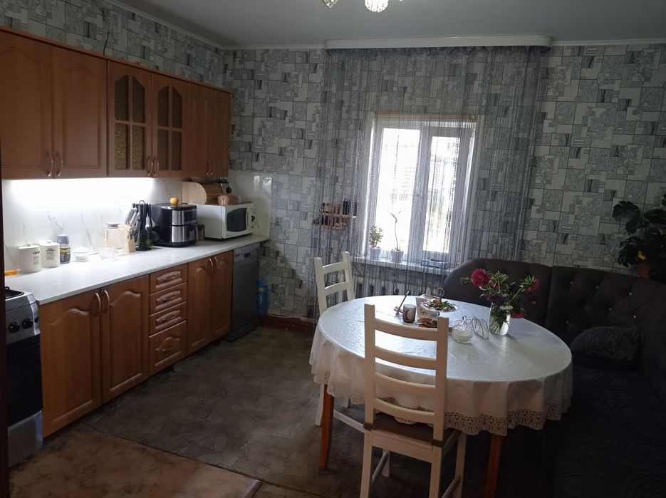 Продам дом в пригороде (18км)