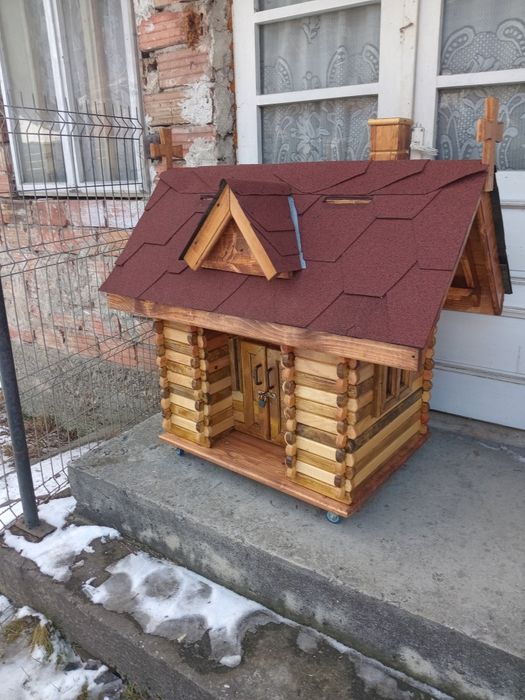 Casă pentru darurile bănești la nunta mirilor .