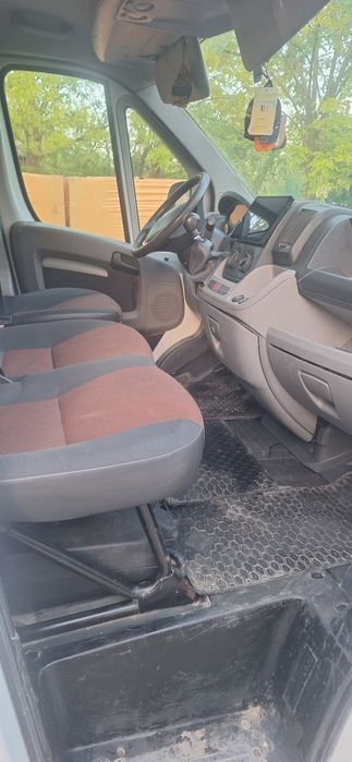 Vand sau schimb Fiat ducato 2.3 multijet 7 locuri
