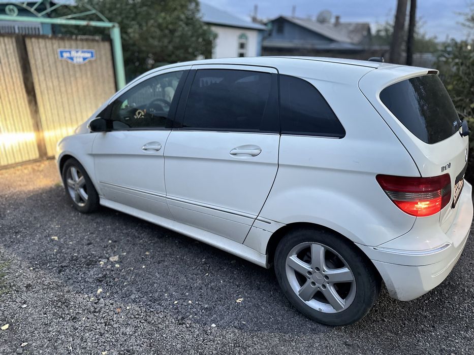 Mercedes B170 на автомате