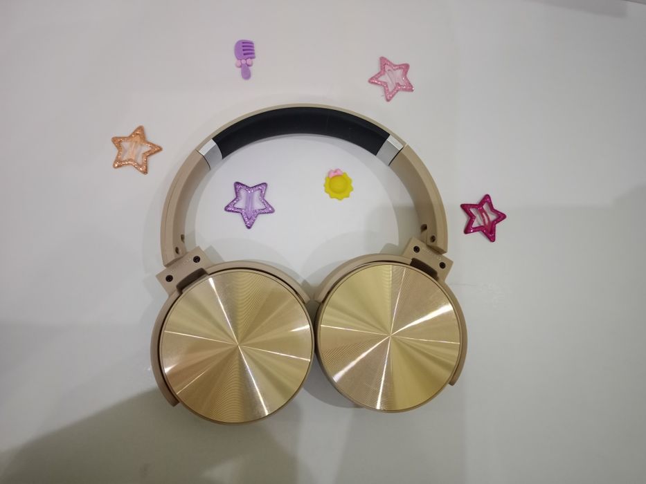 Продаю хорошые наушники  в хорошем качестве