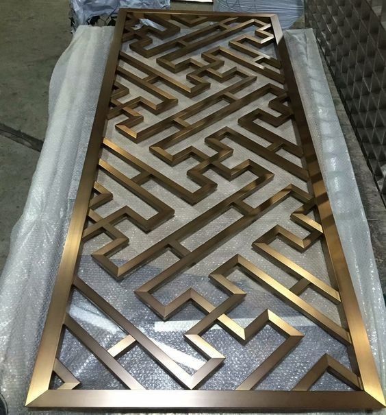 Ограждения, перила, перегородки.