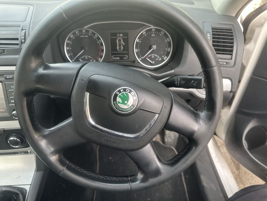 Skoda octavia 1.6tdi Шкода октавия 1.6тди На Части