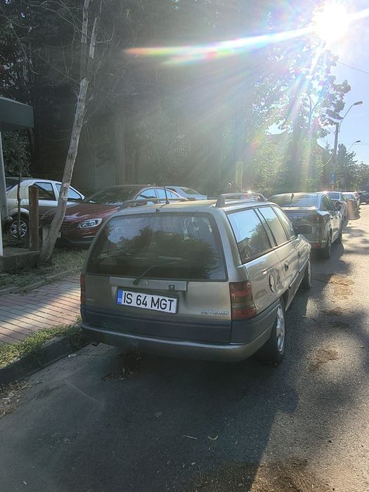 Vând Opel Astra Caravan