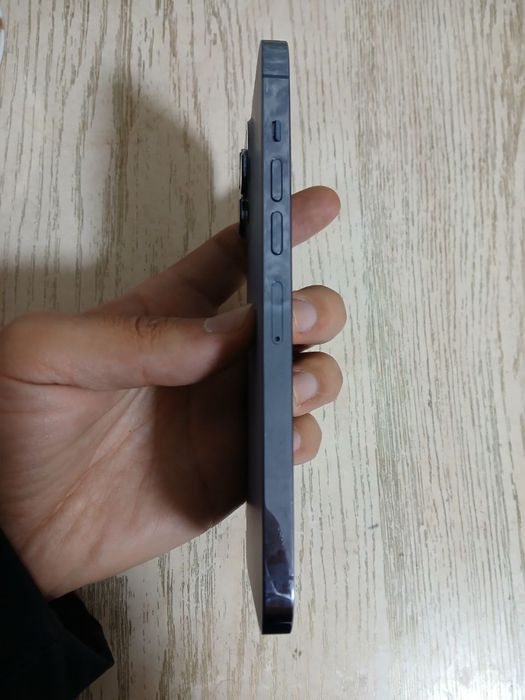 Iphone 13 max sotiladi