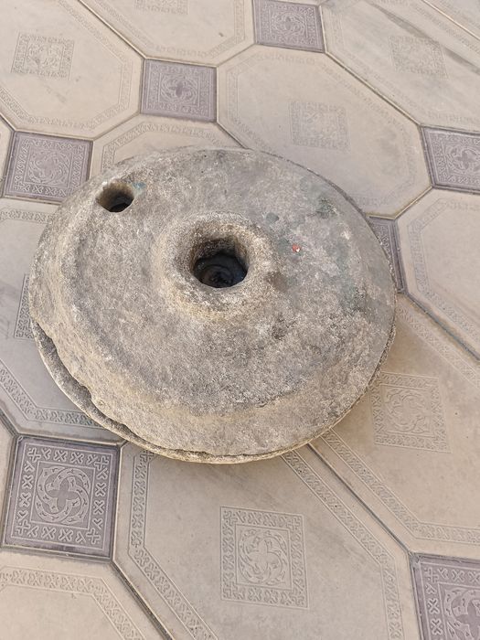 Дермен коне зат.