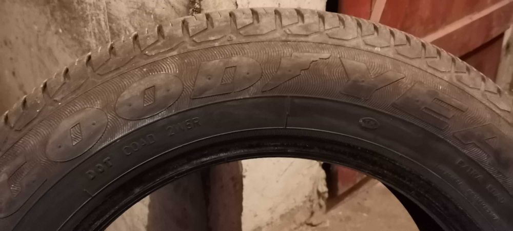 Продавам 1 брой летна гума 185.65.15 дот 2021 Goodyear