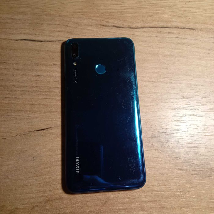 Телефон Huawei p smart