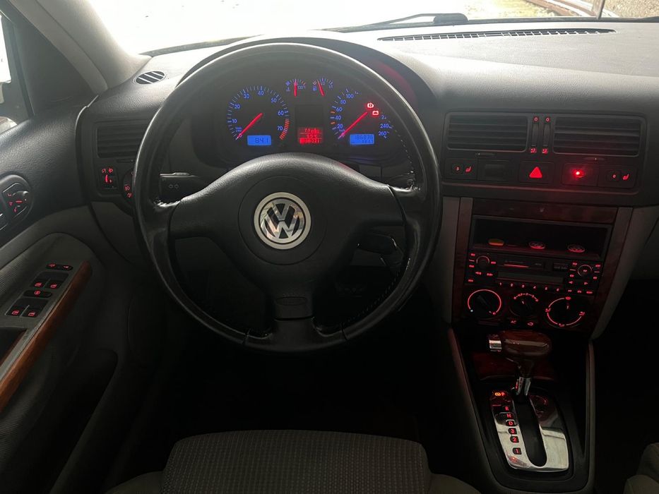VOLKSWAGEN Bora 0 — imagine 5