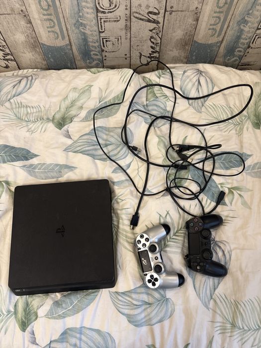 Playstation 4 slim на 1 террабайт