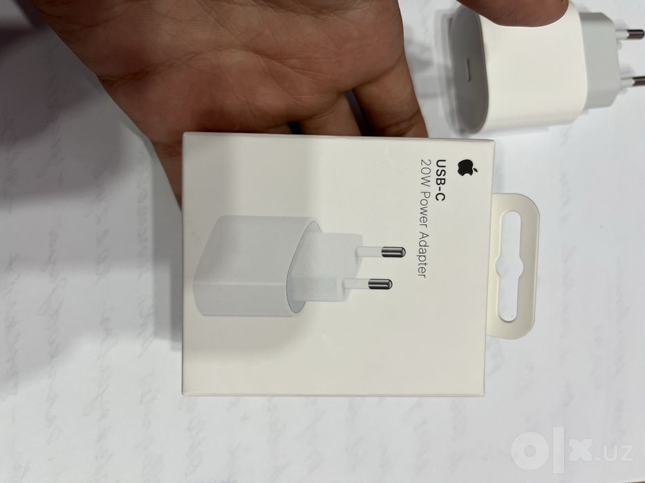 Apple 20w usb-c power adapter