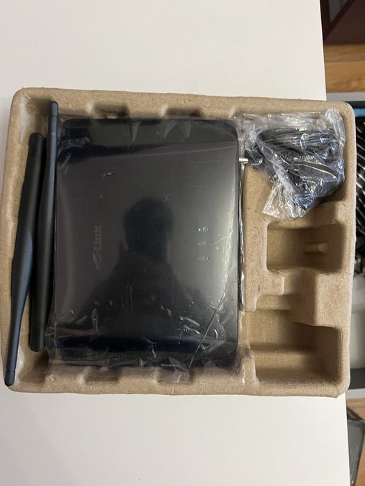 Продам Роутер Wireless N300