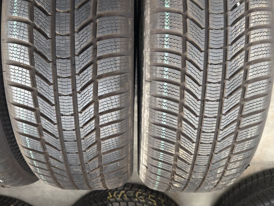Vand 4 anvelope 225/55/18 continental de iarnă ca noi