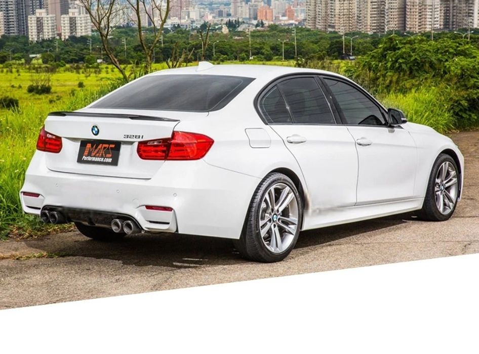 Eleron lip codită portbagaj BMW Seria 3 F30 / F31 (2012-2016), design P style  negru lucios plastic abs