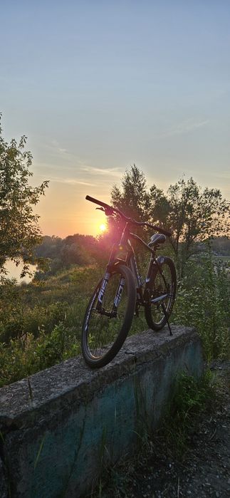Продам велосипед Trinx M1000Pro
