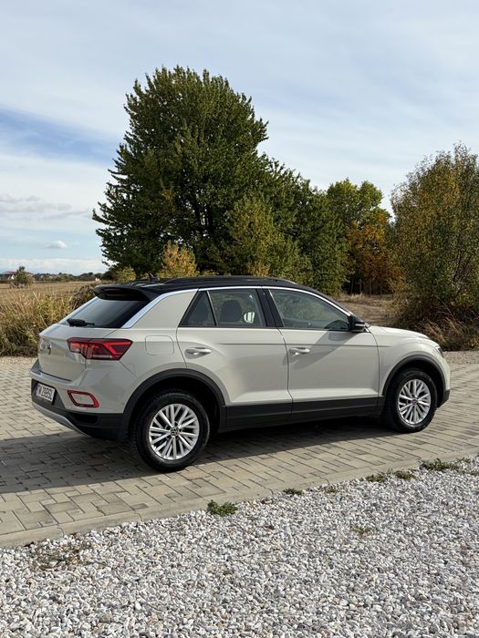 VOLKSWAGEN T-Roc 2023 — imagine 5