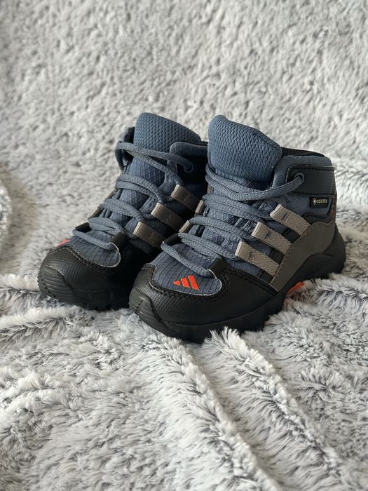Детски зимни боти Adidas Terrex