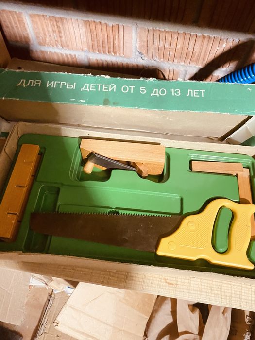 Продам строительные материалы и инструменты